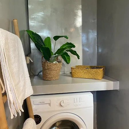 The Nest 2 * Triandáros