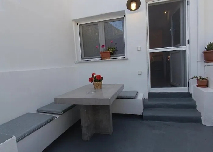 The Nest 2 Apartamento Triandáros