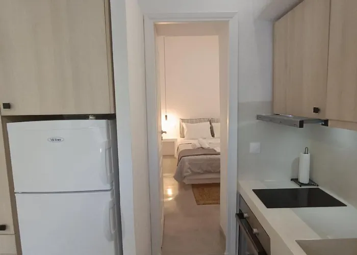 The Nest 2 Triandáros